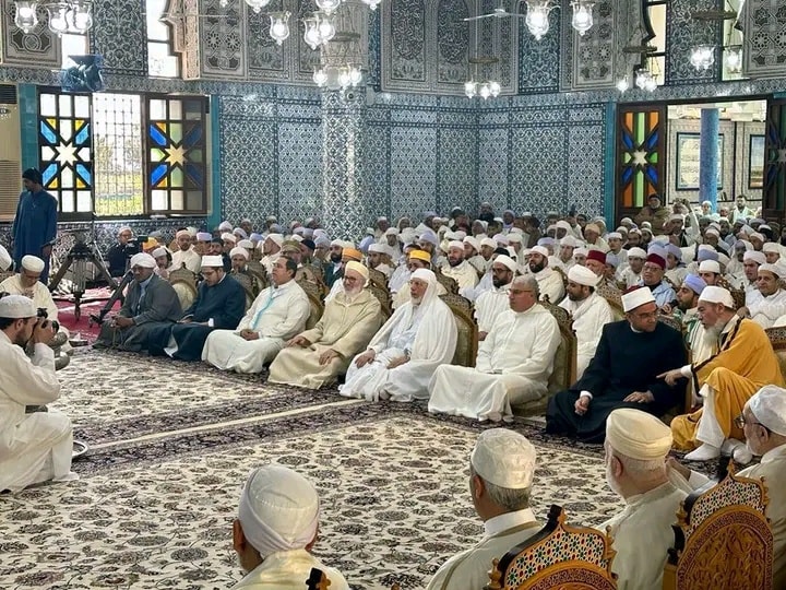 وهران :   اختتام الملتقى السابع عشر لسلسلة الدروس المحمدية للزاوية البلقايدية الهبرية
